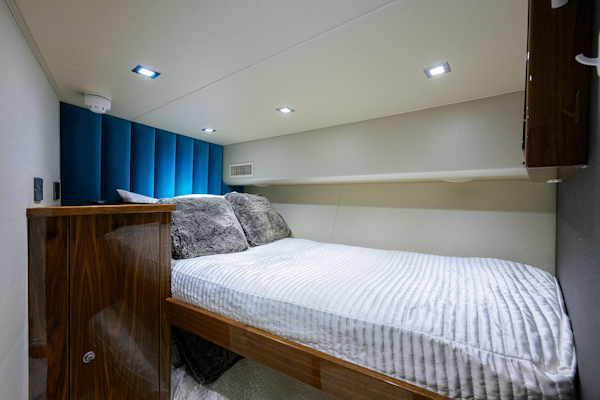 Viking-80 Skybridge 2023-MERCEDES Cabo San Lucas-Mexico-Viking 80 MERCEDES  Forward Starboard Guest Stateroom-6008694