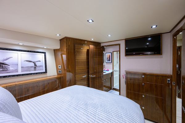 Viking-80 Skybridge 2023-MERCEDES Cabo San Lucas-Mexico-Viking 80 MERCEDES  Port Guest Stateroom-6008702