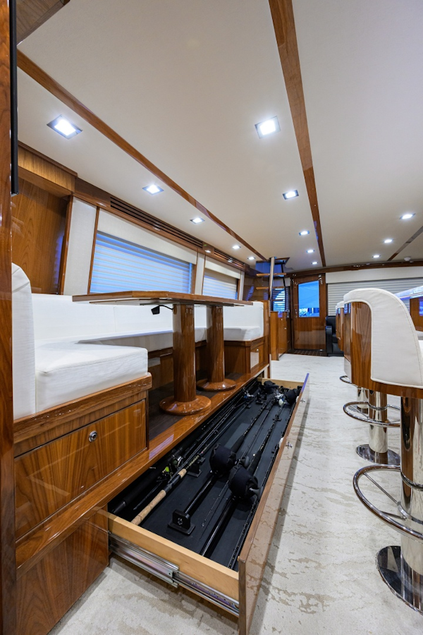Viking-80 Skybridge 2023-MERCEDES Cabo San Lucas-Mexico-Viking 80 MERCEDES  Dinette-6008705