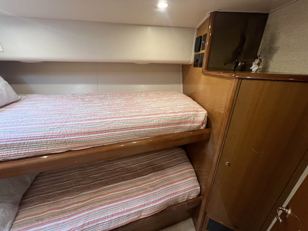 Viking-52 Convertible 2003-LET IT RAIN Bridgeport-Connecticut-United States-Viking 52 LET IT RAIN  Guest Twin Cabin-6046162