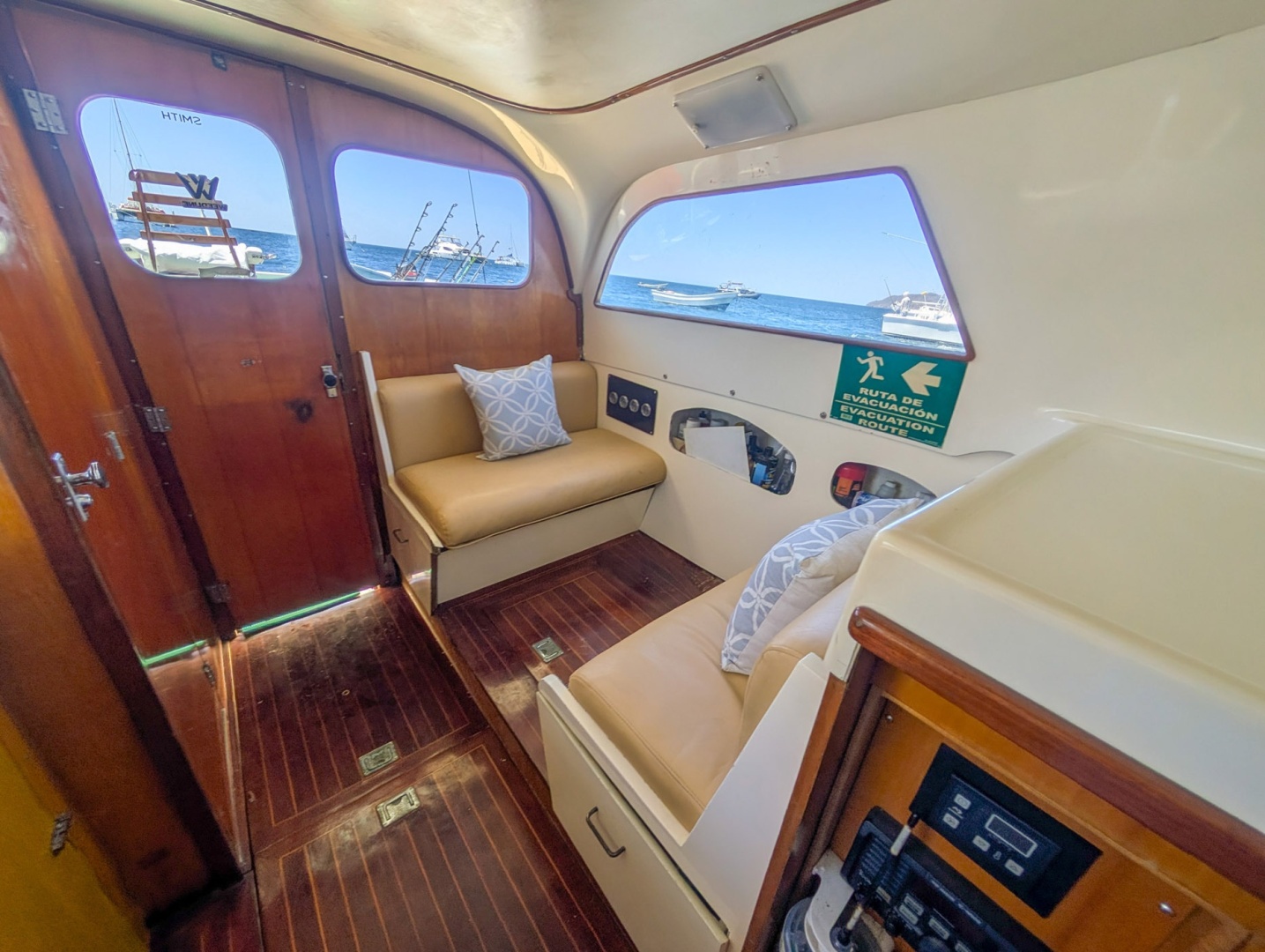 Bertram-Sportfisher 1973-Bachata Tamarindo-Costa Rica-6009444 | Thumbnail