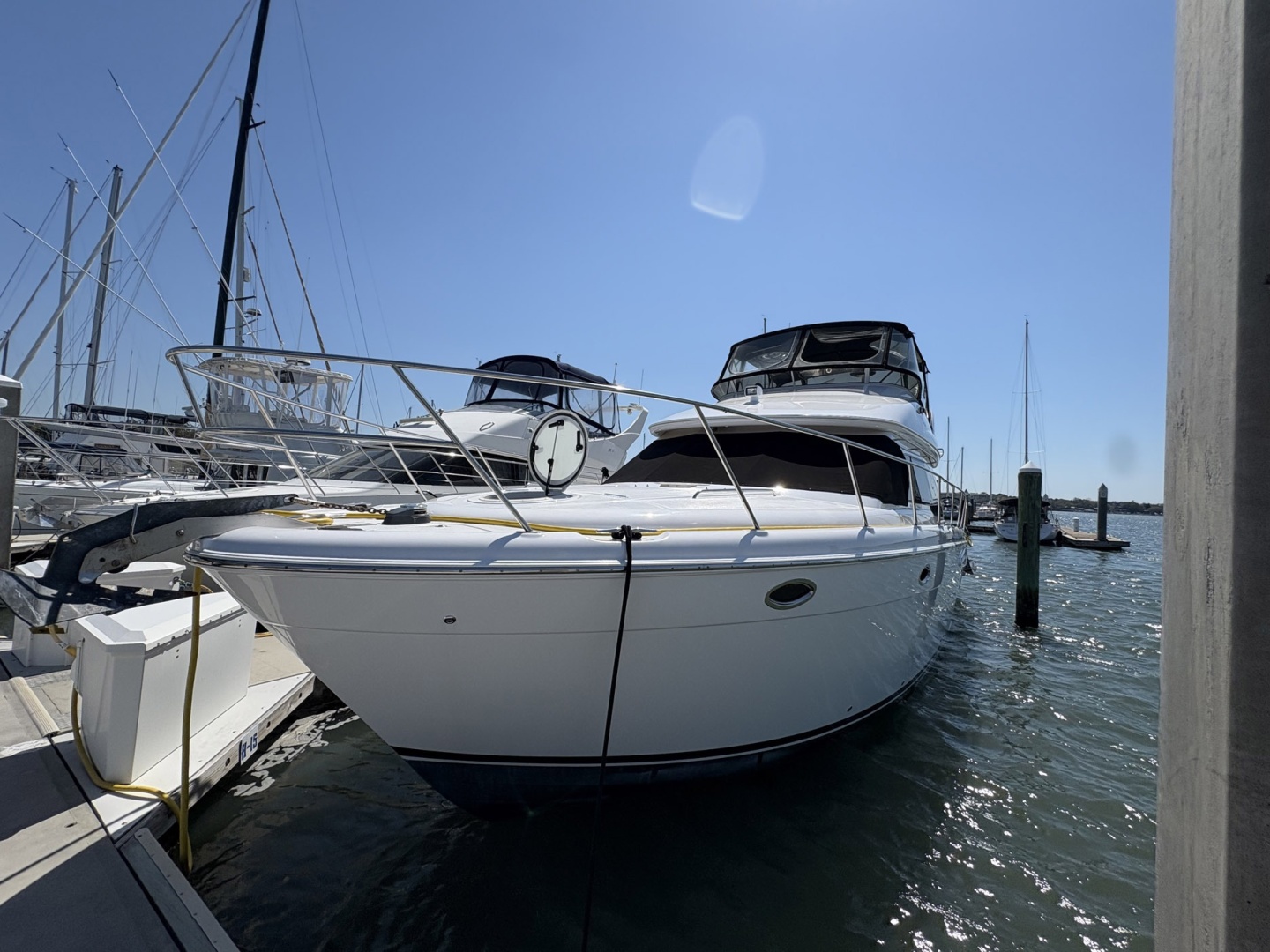 Meridian-411 Sedan 2005-Solitude Hilton Head-South Carolina-United States-6013060 | Thumbnail