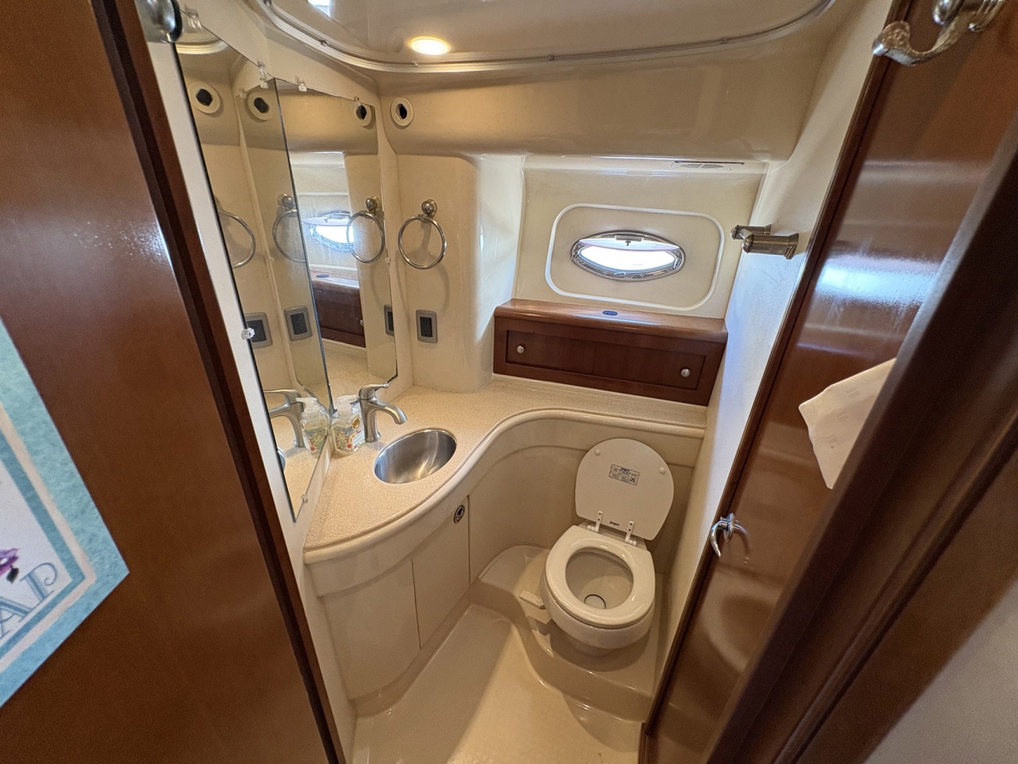 Meridian-411 Sedan 2005-Solitude Hilton Head-South Carolina-United States-6013088 | Thumbnail