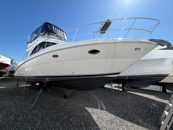 Sea Ray-Sedan Bridge 2007 -Essex-Maryland-United States-6017187