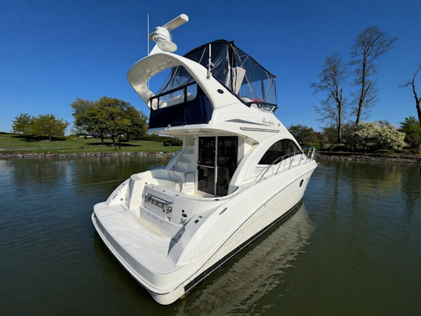 Sea Ray-Sedan Bridge 2007 -Essex-Maryland-United States-6050341