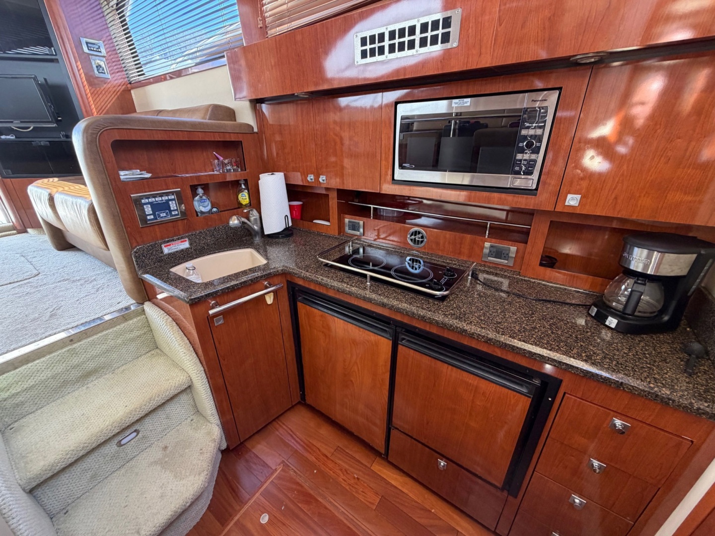 Sea Ray-Sedan Bridge 2007 -Essex-Maryland-United States-6017268 | Thumbnail