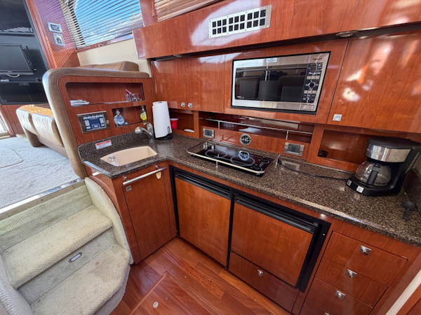 Sea Ray-Sedan Bridge 2007 -Essex-Maryland-United States-6017268