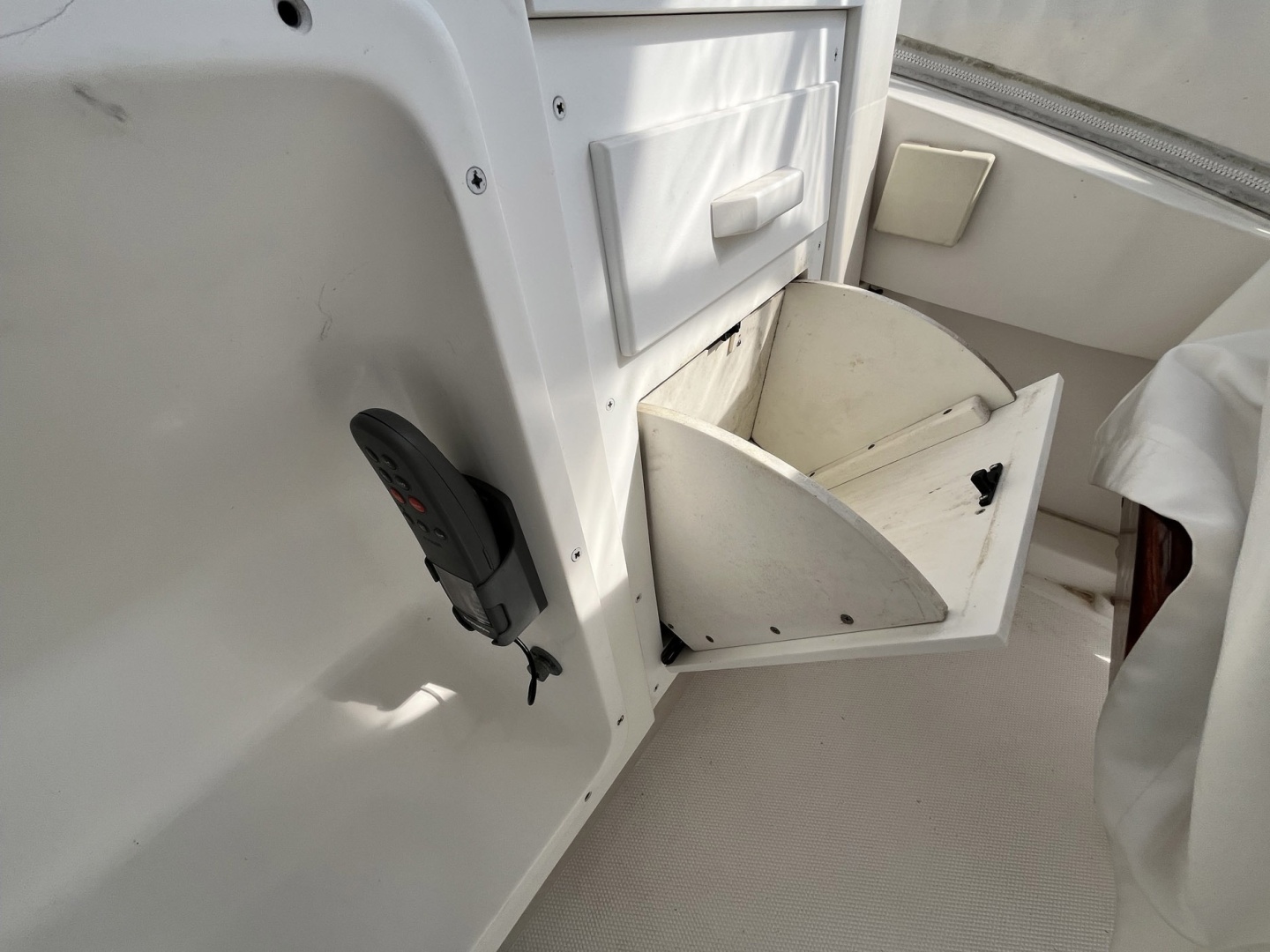 Luhrs-40 Convertible 2003-CATCHER Essex-Maryland-United States-6019138 | Thumbnail