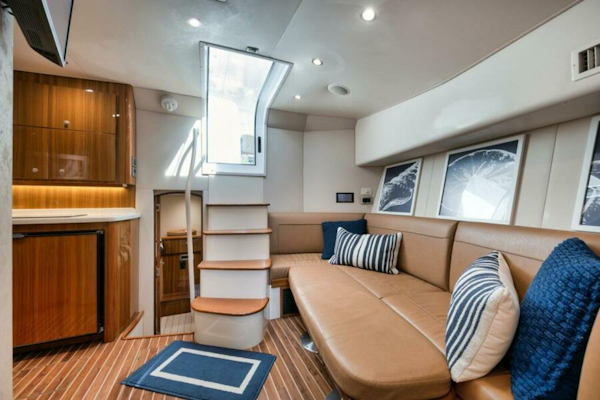 Viking-42 Open 2015-GAMECHANGER Jupiter-Florida-United States-Viking 42 GAMECHANGER  Salon-6019438
