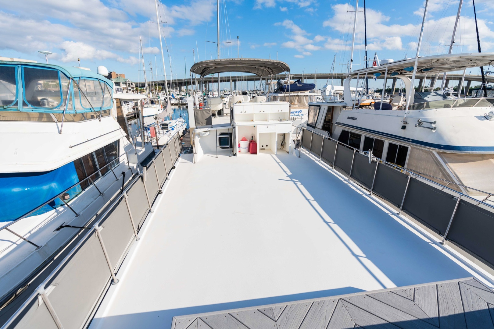 Harbor Master-520 Coastal 2001-CYCLING TIDES Charleston-South Carolina-United States-6021553 | Thumbnail