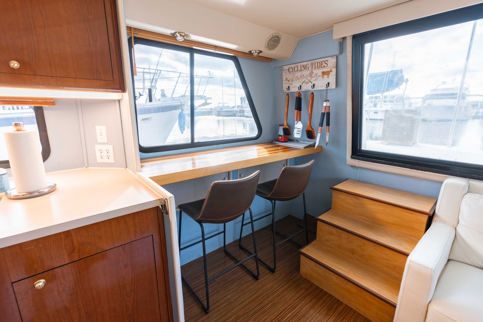 Harbor Master-520 Coastal 2001-CYCLING TIDES Charleston-South Carolina-United States-6021583 | Thumbnail