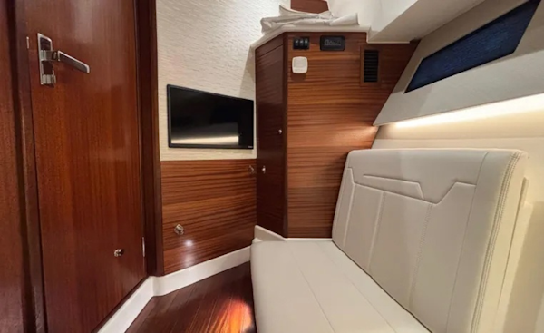 Pursuit 2024 -Miami-Florida-United States-6022647