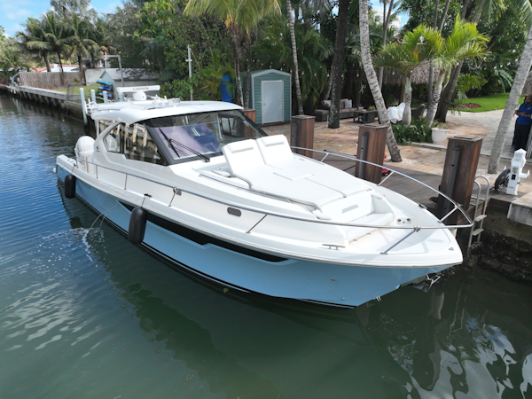 Pursuit 2024 -Miami-Florida-United States-6022472