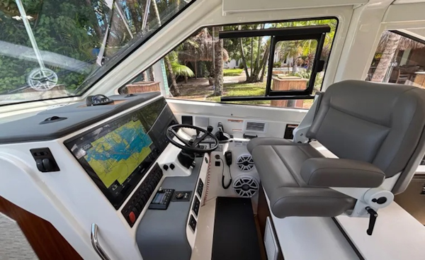 Pursuit 2024 -Miami-Florida-United States-6022640
