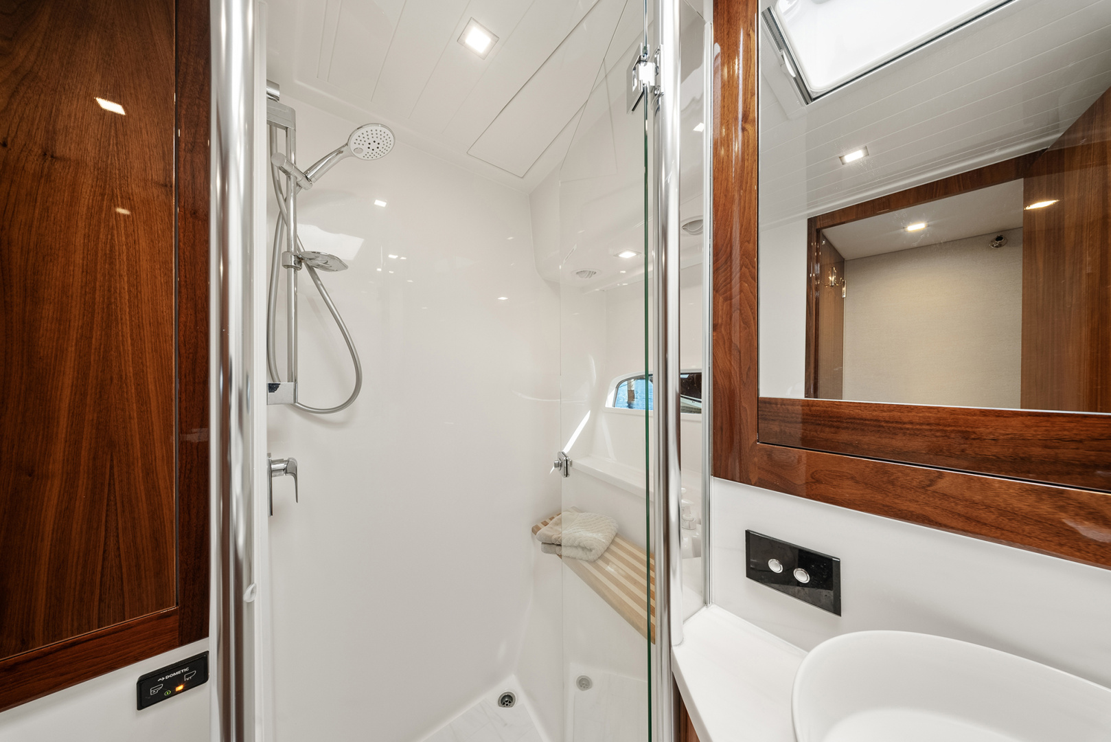Riviera-6000 SPORT YACHT 2024 -Miami-Florida-United States-6024302 | Thumbnail