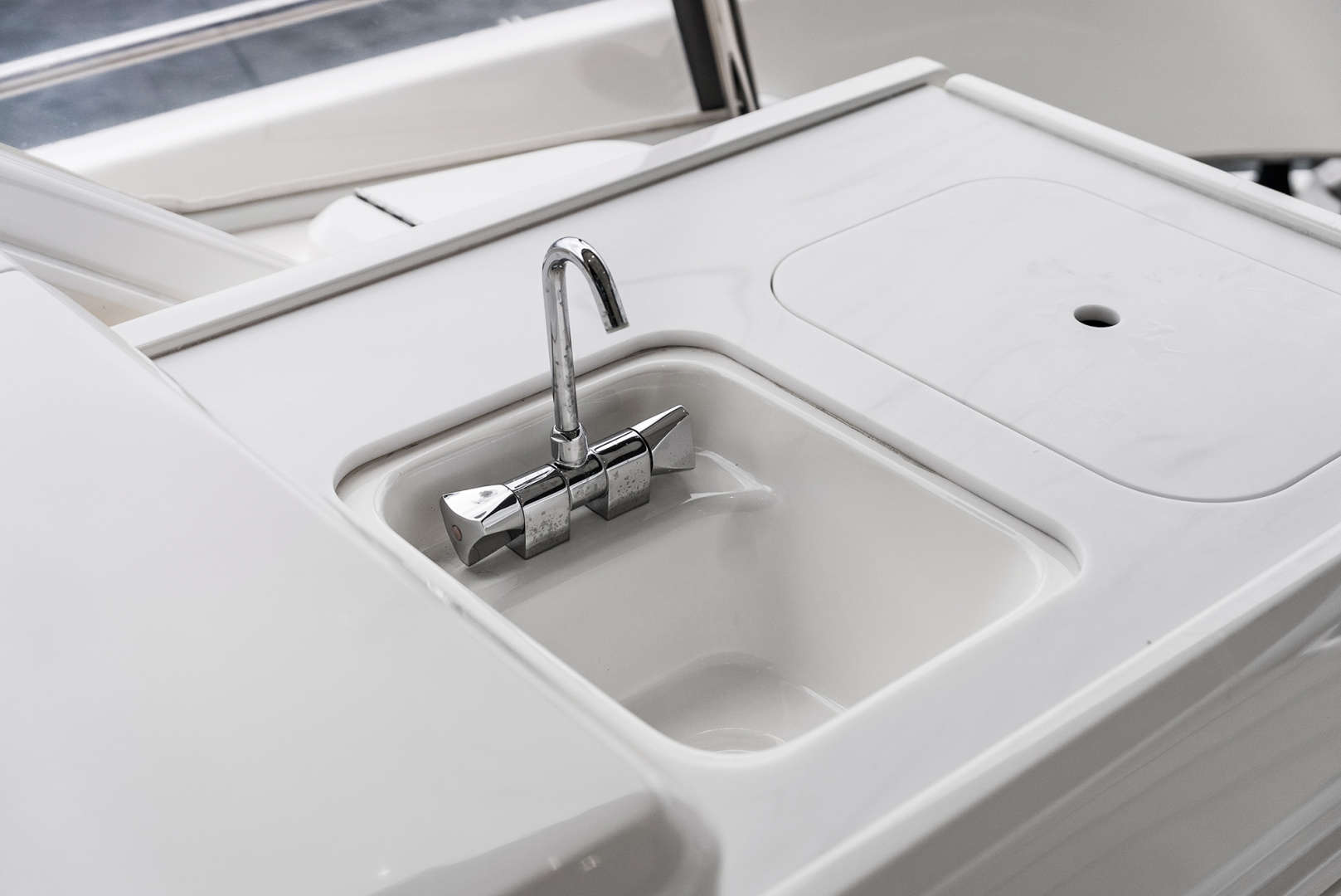 Riviera-6000 SPORT YACHT 2024 -Miami-Florida-United States-6024282 | Thumbnail