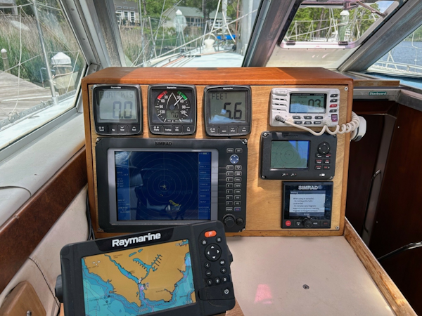 Custom 1998-Silver Bullet New Bern-North Carolina-United States-Pilothouse Nav Station-6066244