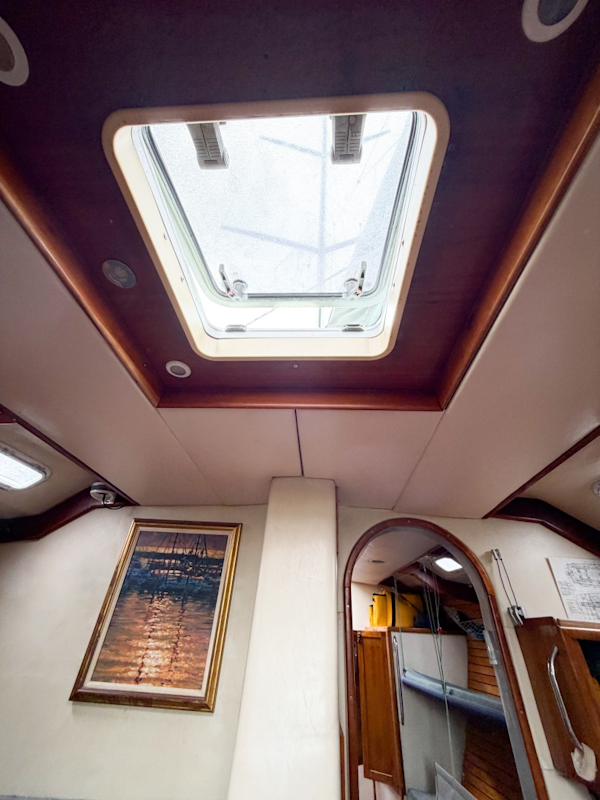 Custom 1998-Silver Bullet New Bern-North Carolina-United States-Salon overhead & hatch-6071619