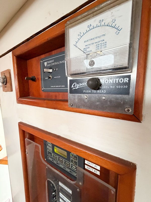 Custom 1998-Silver Bullet New Bern-North Carolina-United States-Capac monitor & gas conntrol-6071535