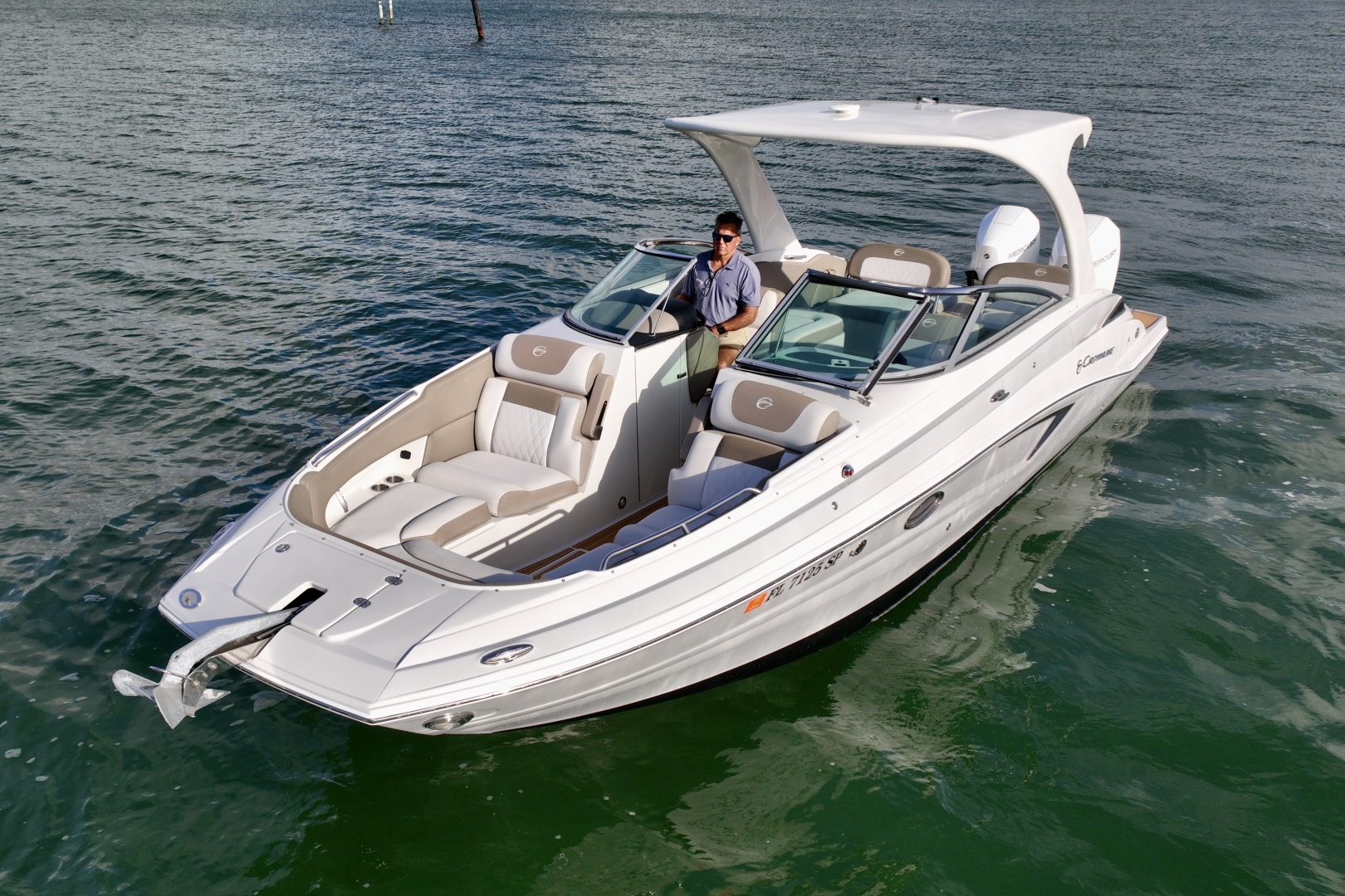 Crownline-Eclipse E 305 XS 2020 -North Miami-Florida-United States-Bow Quarter View at Anchor-6024934 | Thumbnail