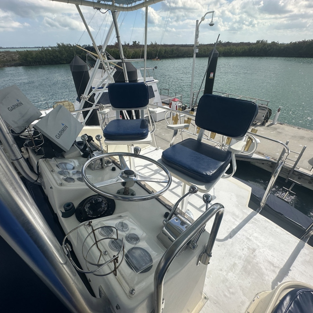 Hatteras-43 Convertible 1981-Bugsy Ft. Pierce-Florida-United States-6027728 | Thumbnail
