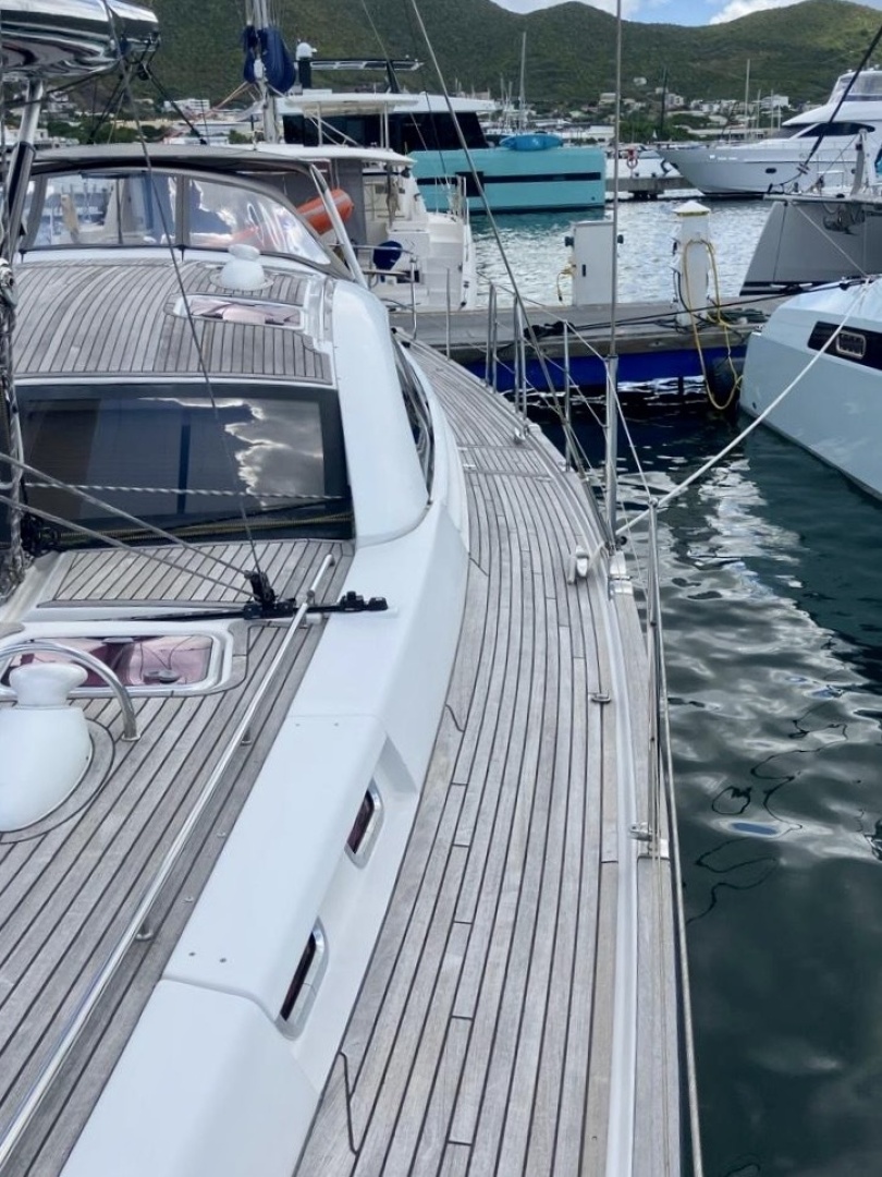 Wauquiez-Pilot Saloon 55 2011 -Newport-Rhode Island-United States-6030948 | Thumbnail