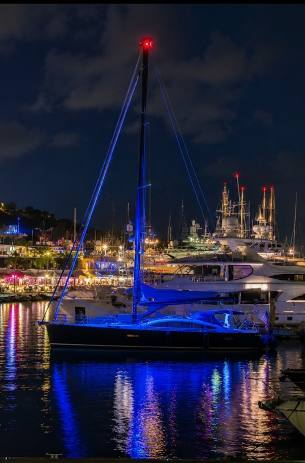 Wauquiez-Pilot Saloon 55 2011 -Newport-Rhode Island-United States-6753191