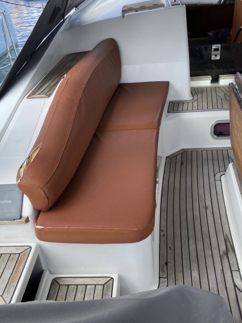 Wauquiez-Pilot Saloon 55 2011 -Newport-Rhode Island-United States-6030959 | Thumbnail