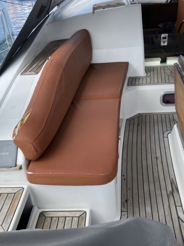 Wauquiez-Pilot Saloon 55 2011 -Newport-Rhode Island-United States-6030959