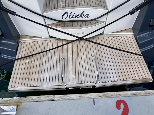 Wauquiez-Pilot Saloon 55 2011 -Newport-Rhode Island-United States-6030962
