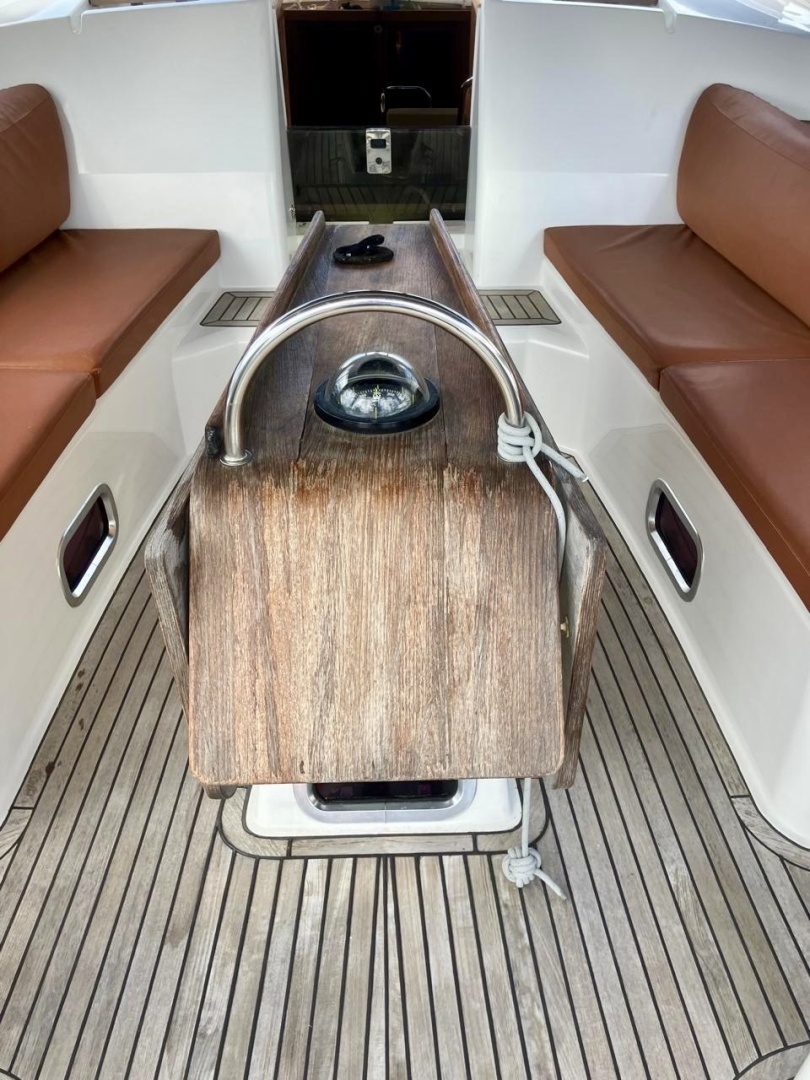 Wauquiez-Pilot Saloon 55 2011 -Newport-Rhode Island-United States-6030958 | Thumbnail