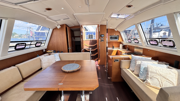 Wauquiez-Pilot Saloon 55 2011 -Newport-Rhode Island-United States-6847751