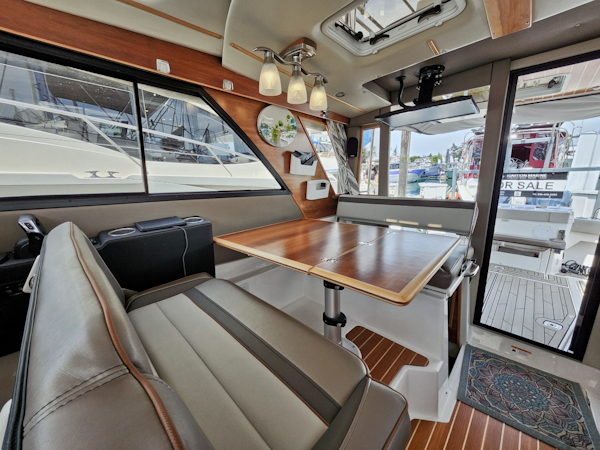 Cutwater-C-32 CB 2022-R&J Vancouver-Canada-6072398