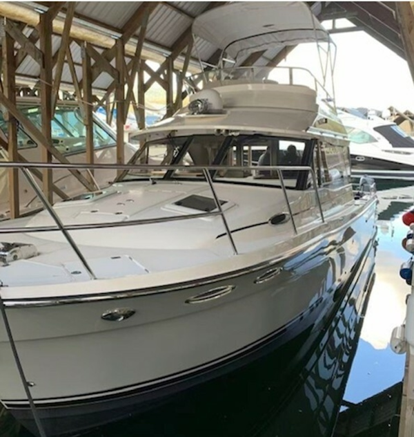 Cutwater-C-32 CB 2022-R&J Vancouver-Canada-6032348