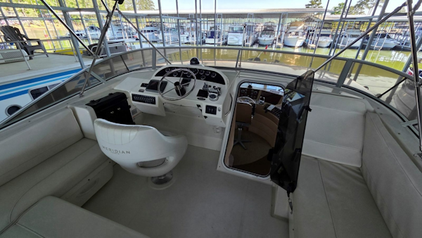 Meridian-490 Pilothouse 2008-Runaway Guntersville-Alabama-United States-Flybridge Upper Helm-6035165