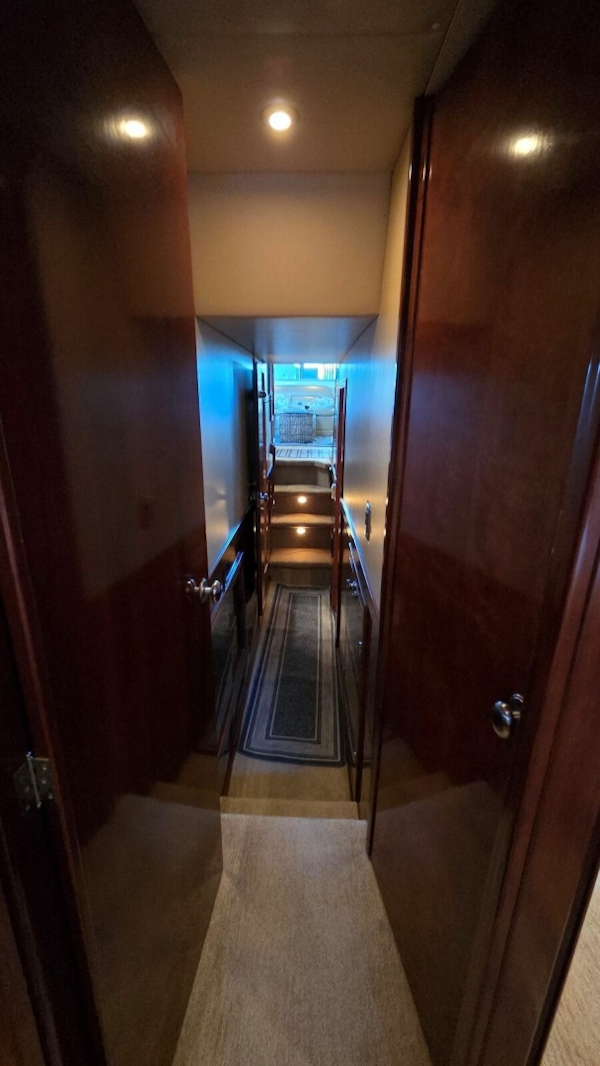 Meridian-490 Pilothouse 2008-Runaway Guntersville-Alabama-United States-Companionway-6035188