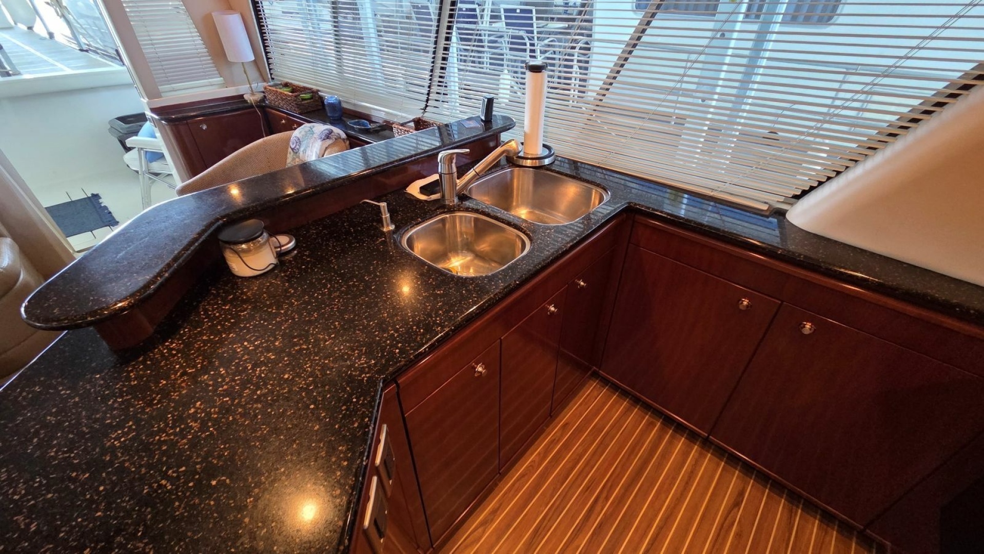 Meridian-490 Pilothouse 2008-Runaway Guntersville-Alabama-United States-Galley-6035152 | Thumbnail