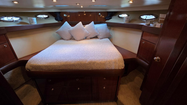 Meridian-490 Pilothouse 2008-Runaway Guntersville-Alabama-United States-Primary Stateroom-6035182