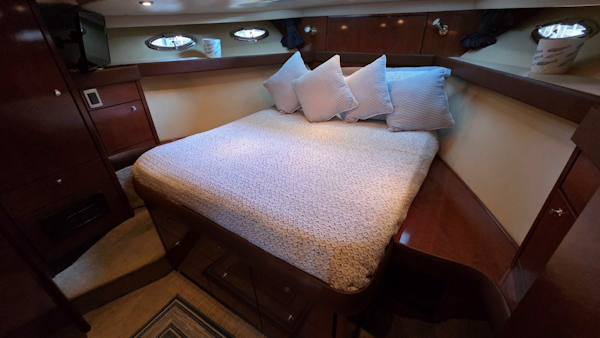 Meridian-490 Pilothouse 2008-Runaway Guntersville-Alabama-United States-Primary Stateroom-6035186
