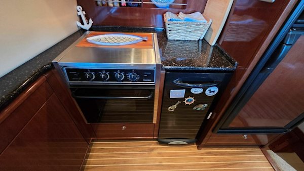 Meridian-490 Pilothouse 2008-Runaway Guntersville-Alabama-United States-Galley-6035153