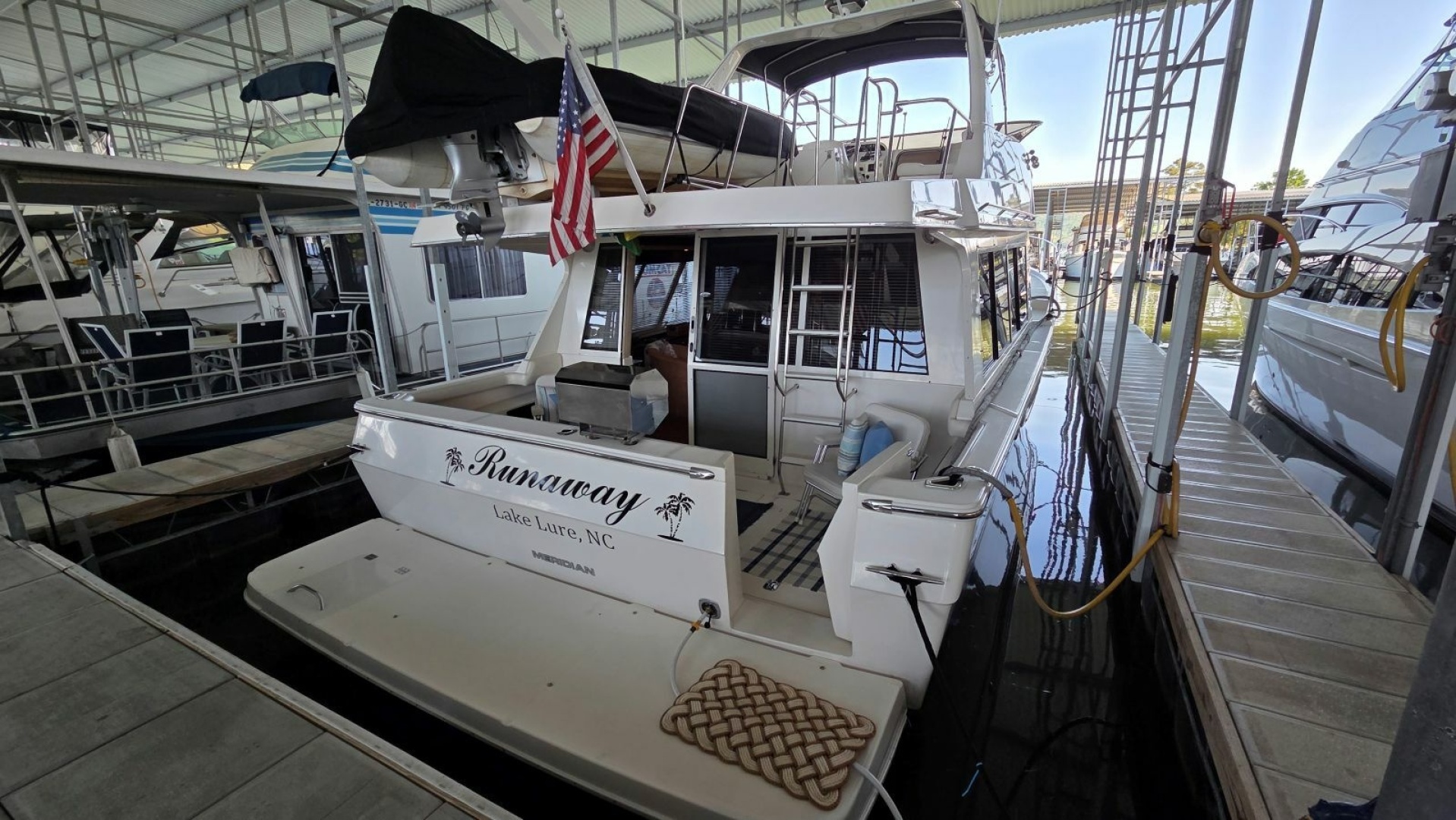 Meridian-490 Pilothouse 2008-Runaway Guntersville-Alabama-United States-Stern-6035137 | Thumbnail