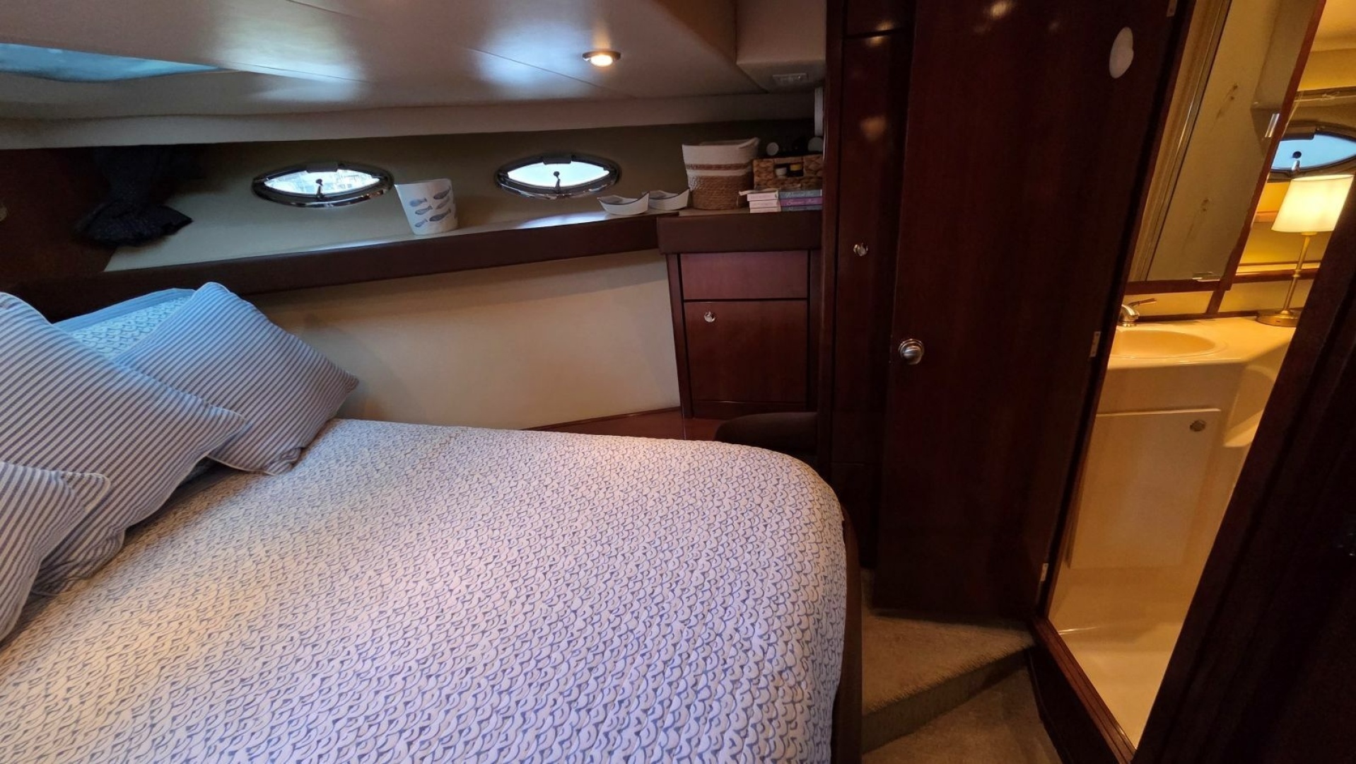 Meridian-490 Pilothouse 2008-Runaway Guntersville-Alabama-United States-Primary Stateroom-6035183 | Thumbnail