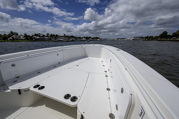 Everglades-350 CC 2009-HEY MAN-Repowered 2022 3 x 400hp Merc. w/Joystick Stuart-Florida-United States-6038952