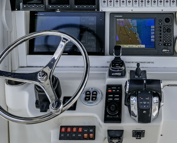 Everglades-350 CC 2009-HEY MAN-Repowered 2022 3 x 400hp Merc. w/Joystick Stuart-Florida-United States-6038967