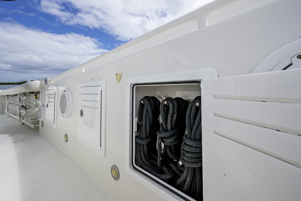 Everglades-350 CC 2009-HEY MAN-Repowered 2022 3 x 400hp Merc. w/Joystick Stuart-Florida-United States-6038951