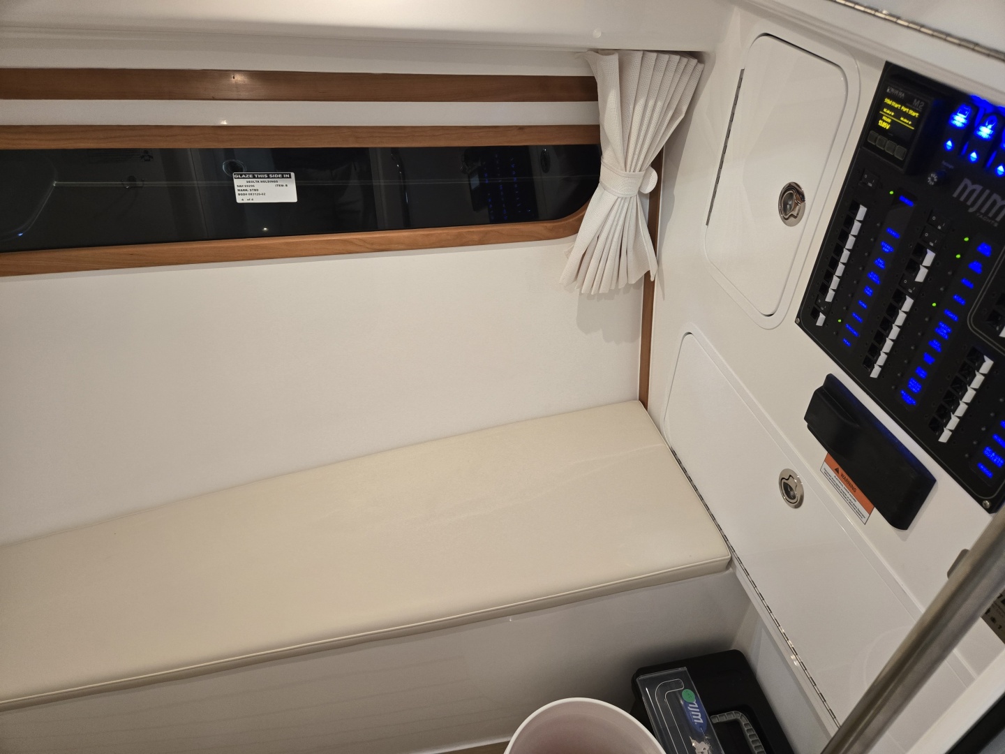 MJM-38x 2026-The Sunshine Crew South Dartmouth-Massachusetts-United States-6041196 | Thumbnail