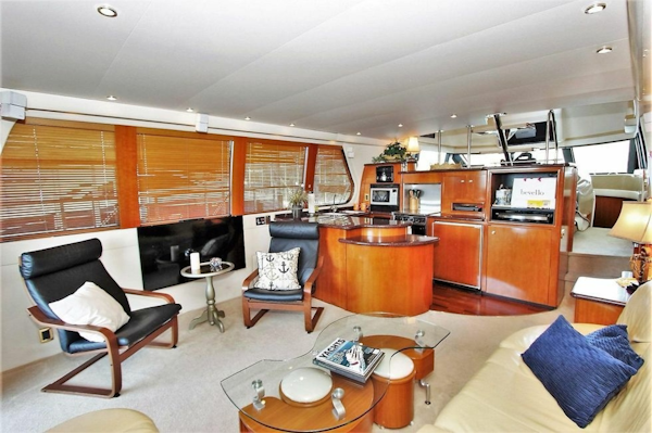 Carver-570 Voyager Pilothouse 2001 -Ruskin-Florida-United States-6039833