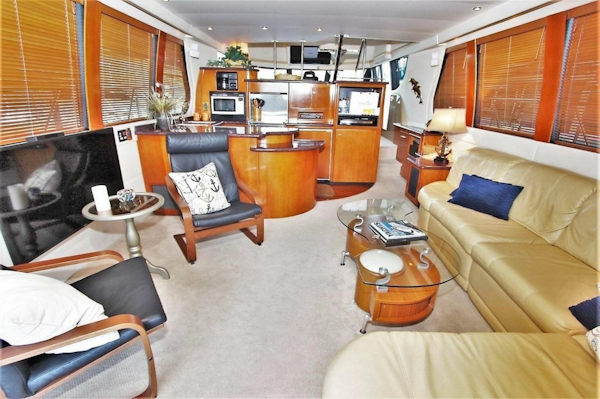 Carver-570 Voyager Pilothouse 2001 -Ruskin-Florida-United States-6039831