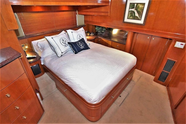 Carver-570 Voyager Pilothouse 2001 -Ruskin-Florida-United States-6039852