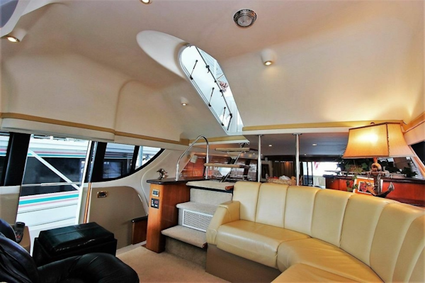 Carver-570 Voyager Pilothouse 2001 -Ruskin-Florida-United States-6039841